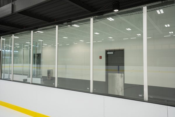 Glass supports ice side 2